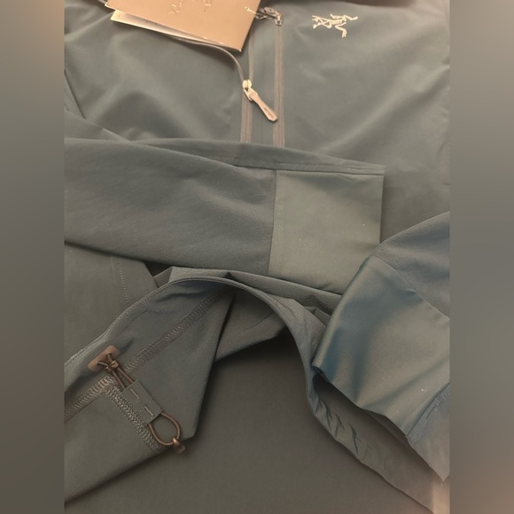 Arc'teryx Sigma SL Anarok Women’s Medium NWT! Labyrinth - Expired Item & Color! - Picture 9 of 10